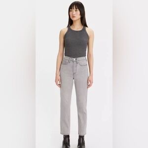 Levi’s Wedgie Straight Jeans – Gray Wash (Size 27)